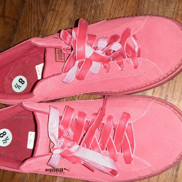 Puma - Picture 1 of 7